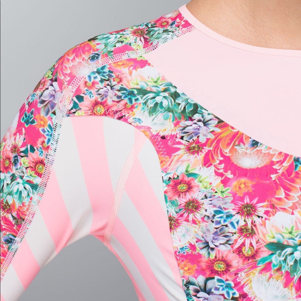 Lululemon Shanti Surf Rash Guard - Picture 2 of 4